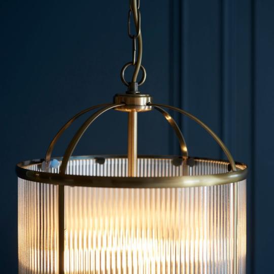 elegans arany henger alaku bronz fuggesztek lampa vintage mediterran klasszikus uvegburas nappali haloszoba vilagitas polgari villa lakas lampak lameridiana lakberendezesi bolt.jpg